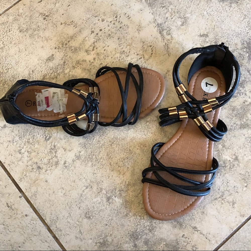 RCK Bella black and gold gladiator sandals